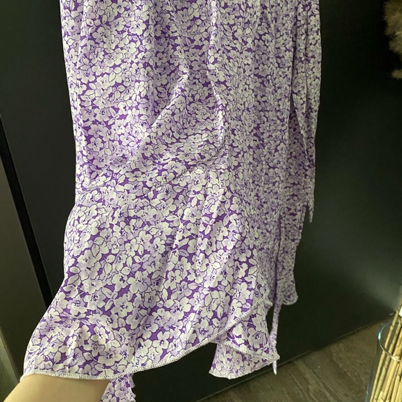 Women’s Summer Dress - Size Medium/US 6 - Picture 2 of 4